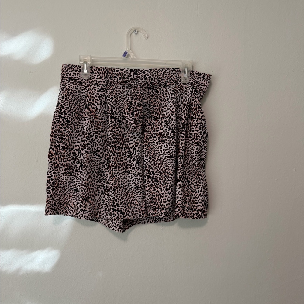Worthington High Waist Leopard Print Shorts